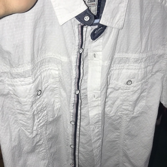 Thread & Cloth Button Up - Picture 3 of 3